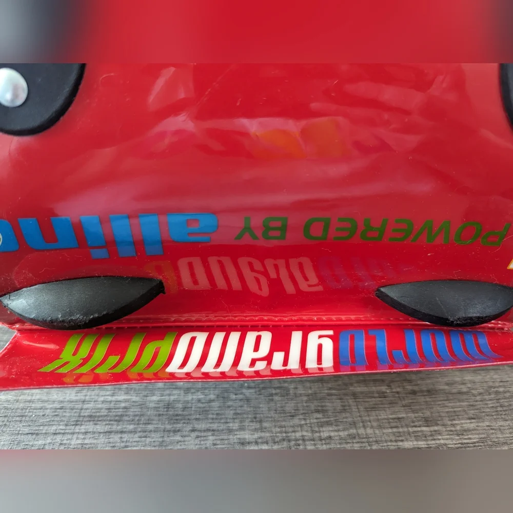 Disney Cars Lightning McQueen Kid's Roller Suitcase - Picture 10 of 13